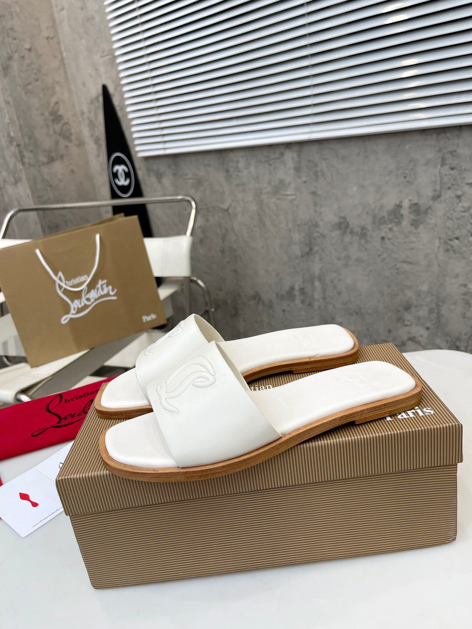 JXA32Z Popular leather Slippers