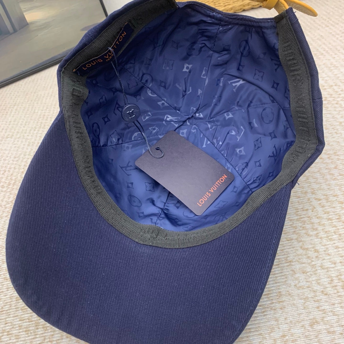 165NE24M Popular  hats