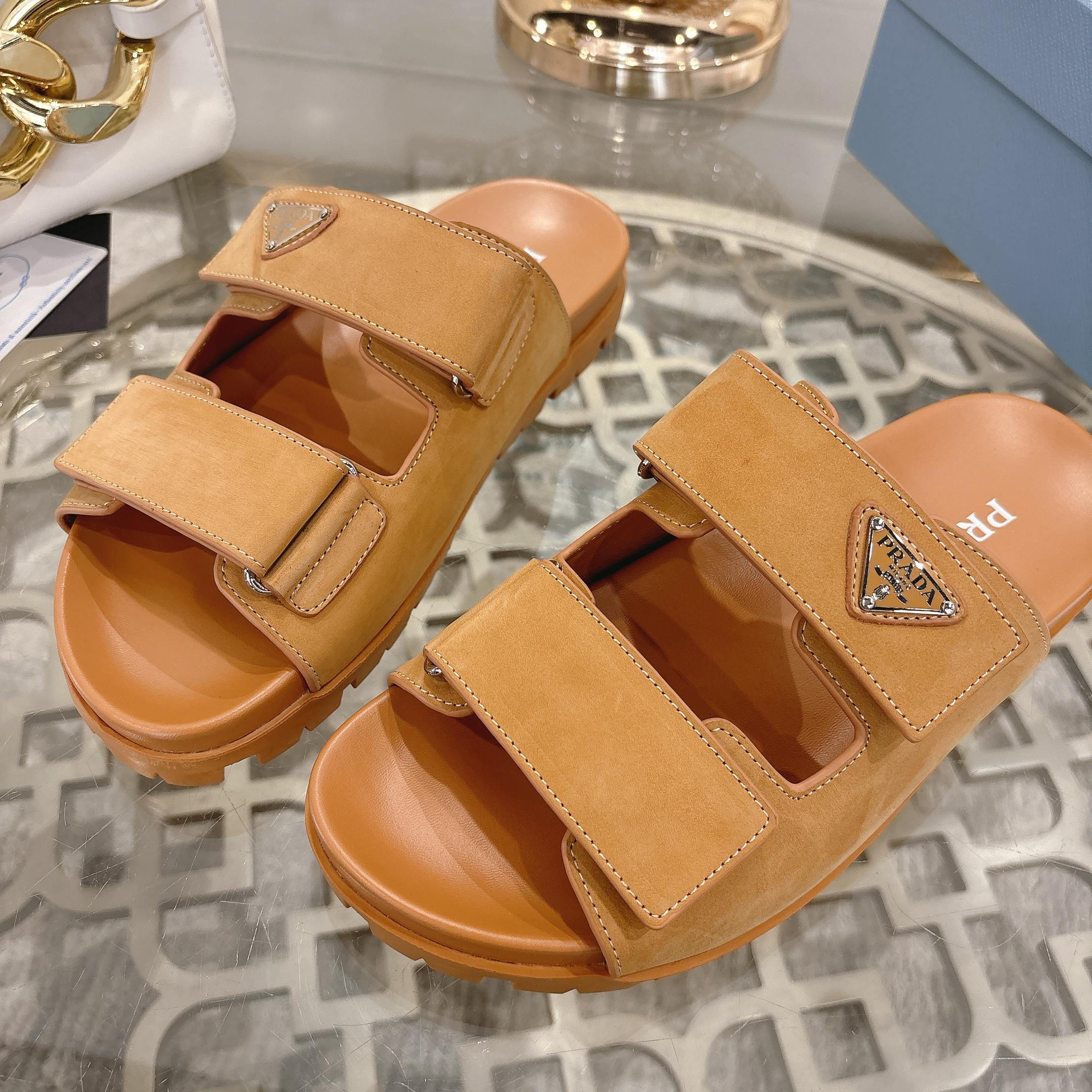 236PP37Z Popular high-quality leather Shoes