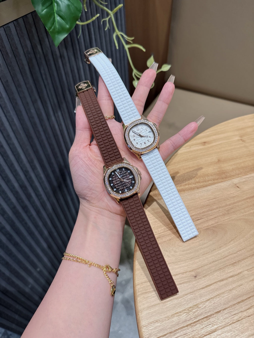 136NA3L  Popular Watches
