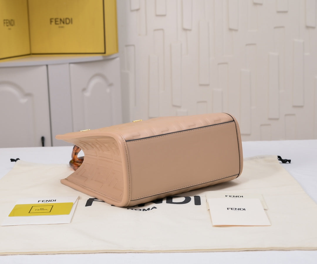 136PF101B Popular leather bag