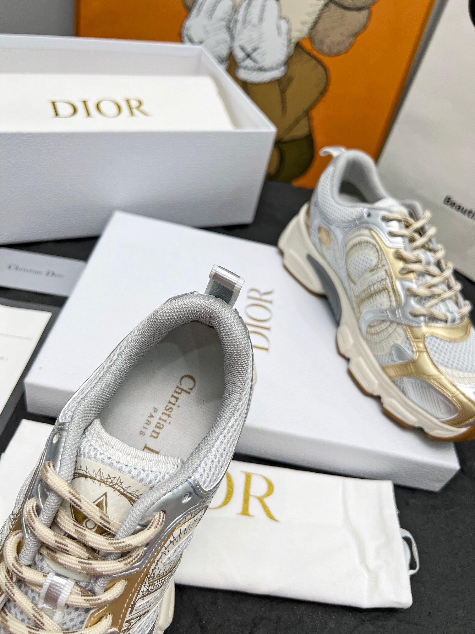2105QD311Z Popular high-quality Shoes