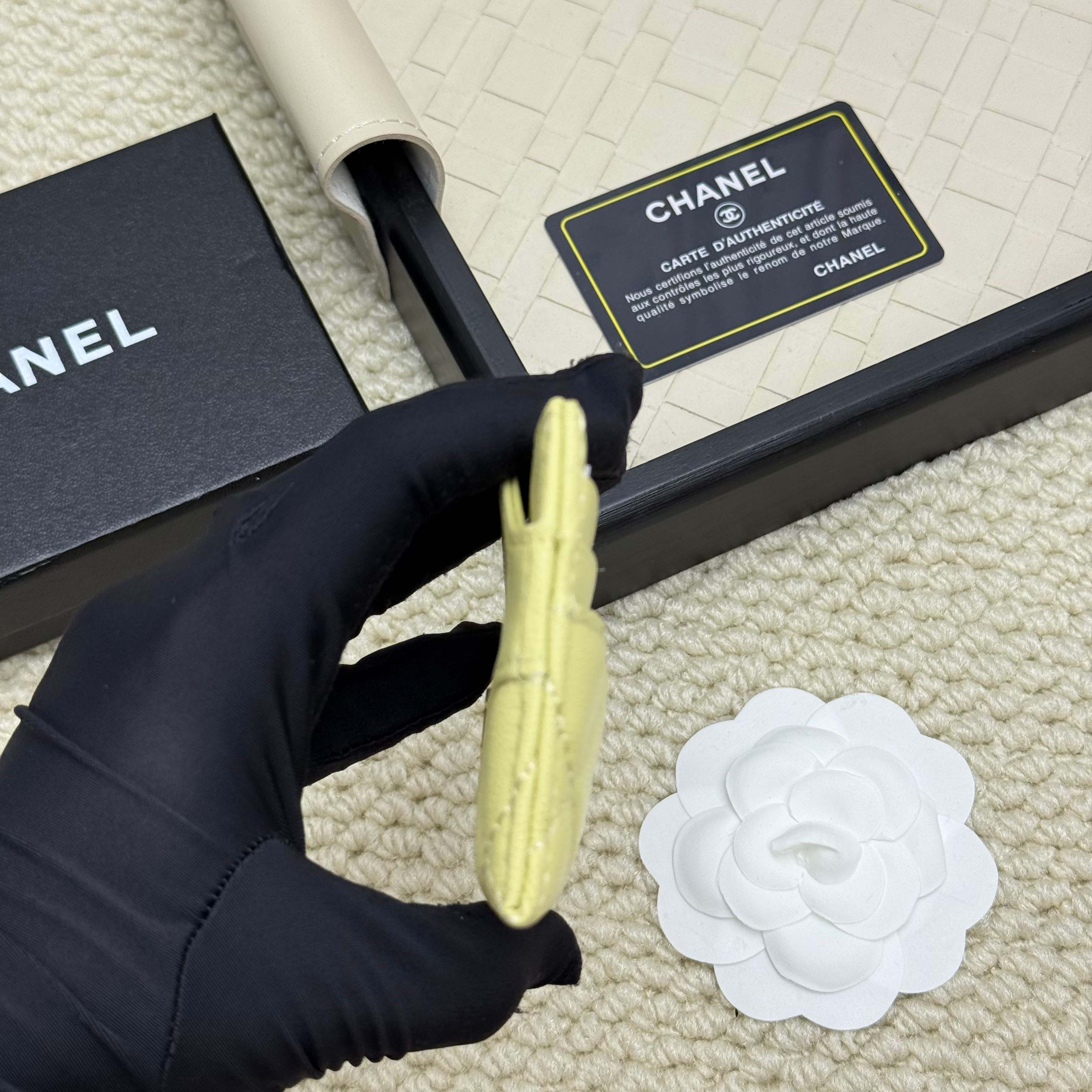 15RC154B Popular card holder