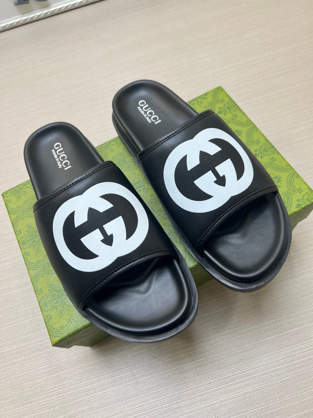 5WB241Z Popular Slippers