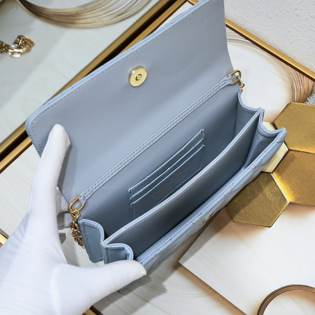 136ND28B Popular leather bag