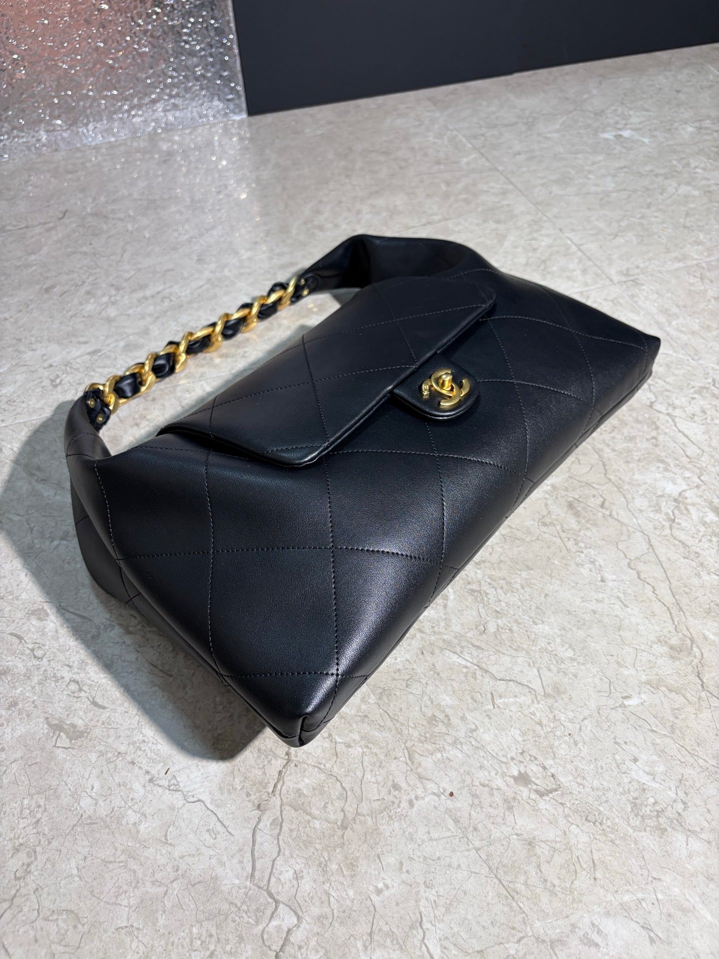 15RC146B Popular leather bag