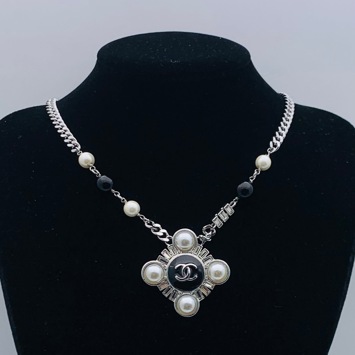 55QC156X Popular Necklace