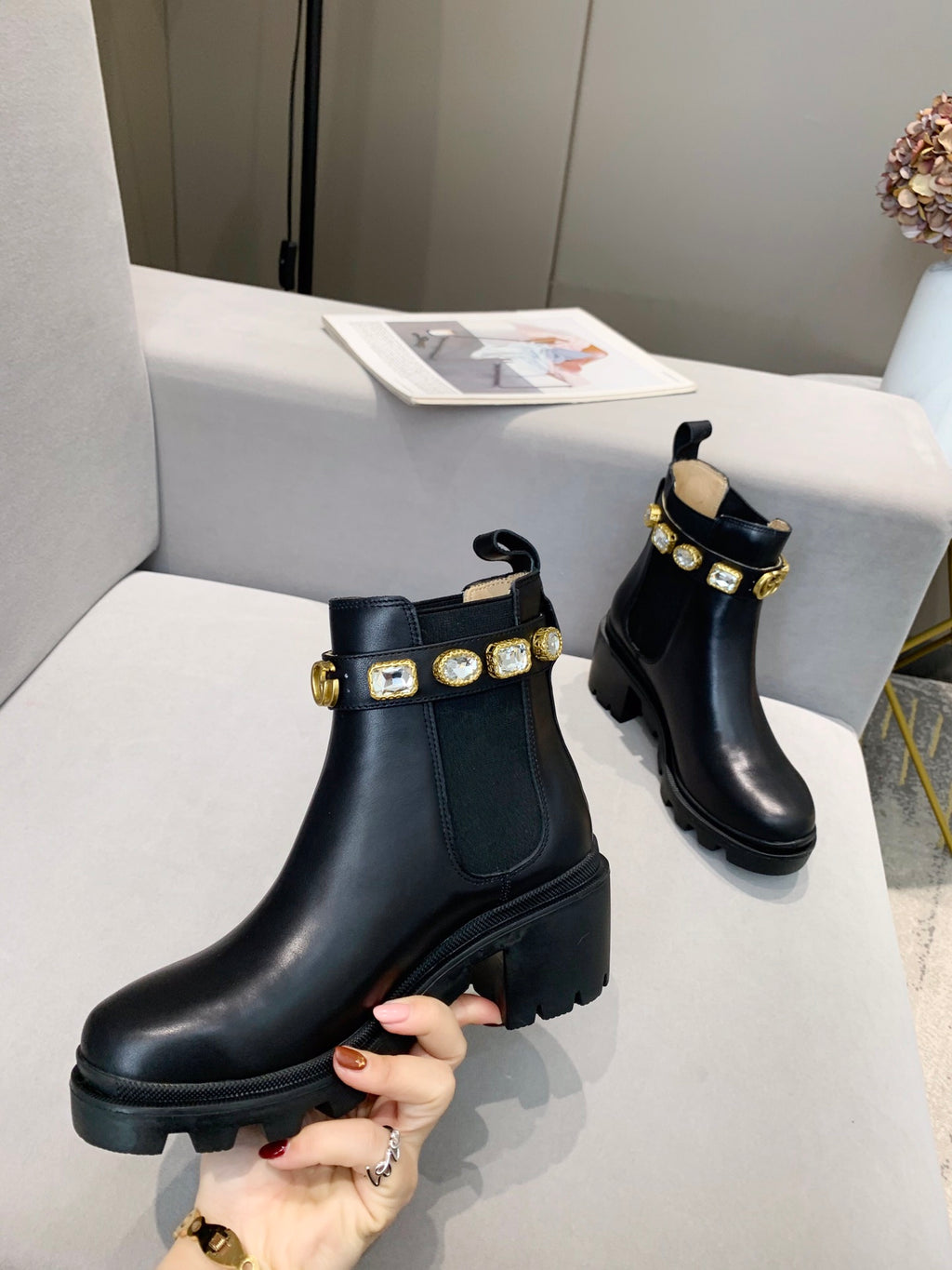2XB195Z Popular leather boot (top layer leather lining)