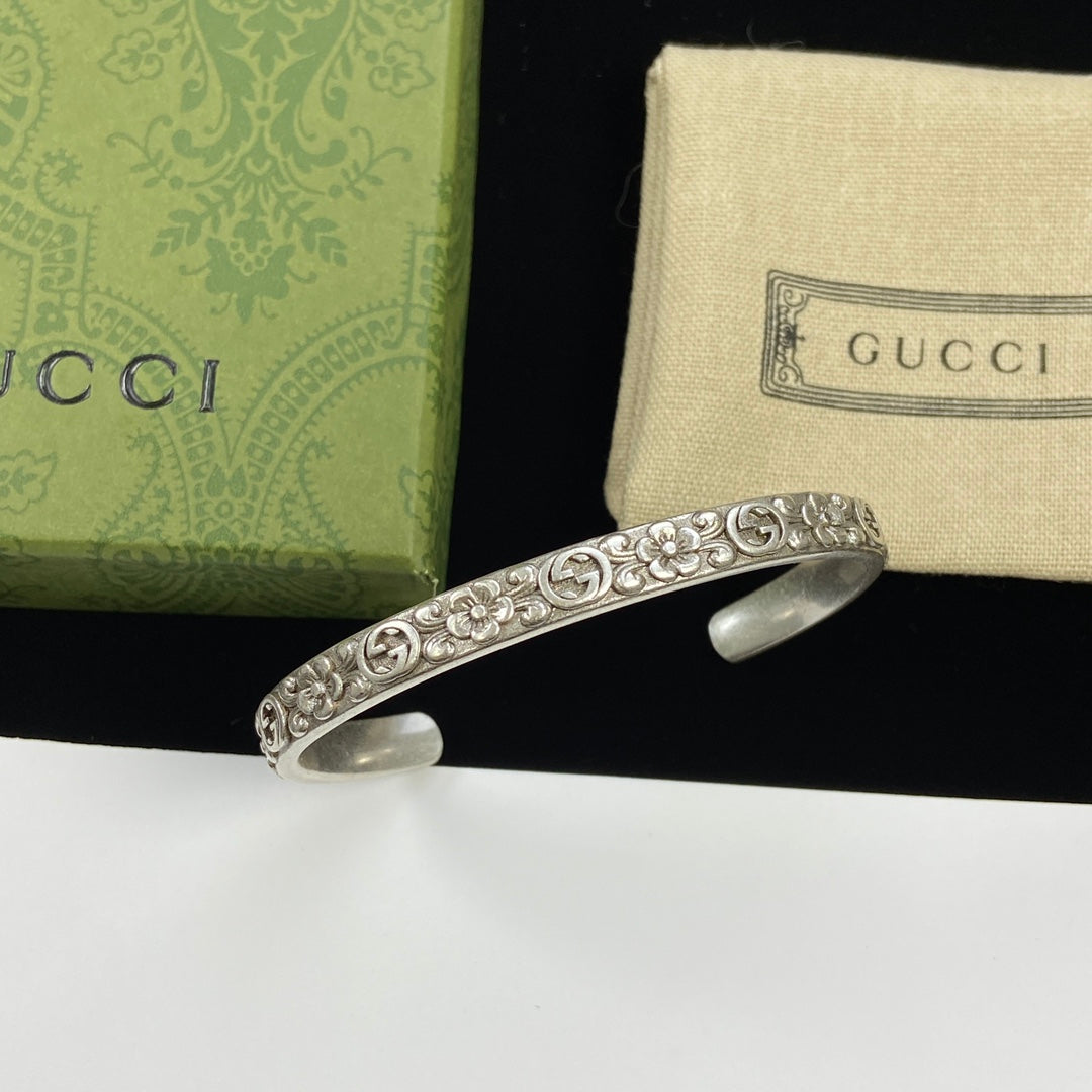185QB19K  Popular Bracelets