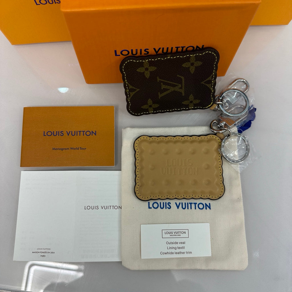 346RE15A Popular bag 's charms accessories