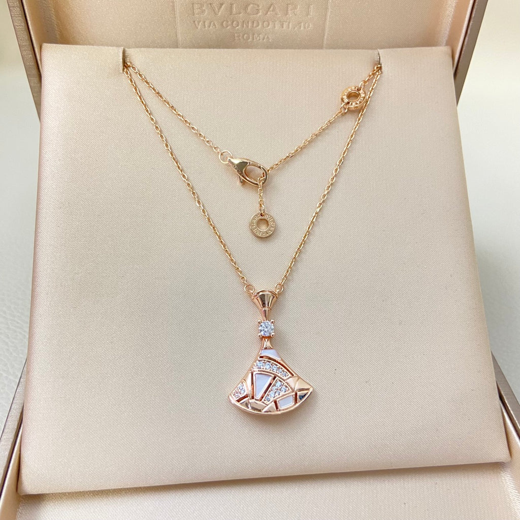 55QS406X Popular Necklaces