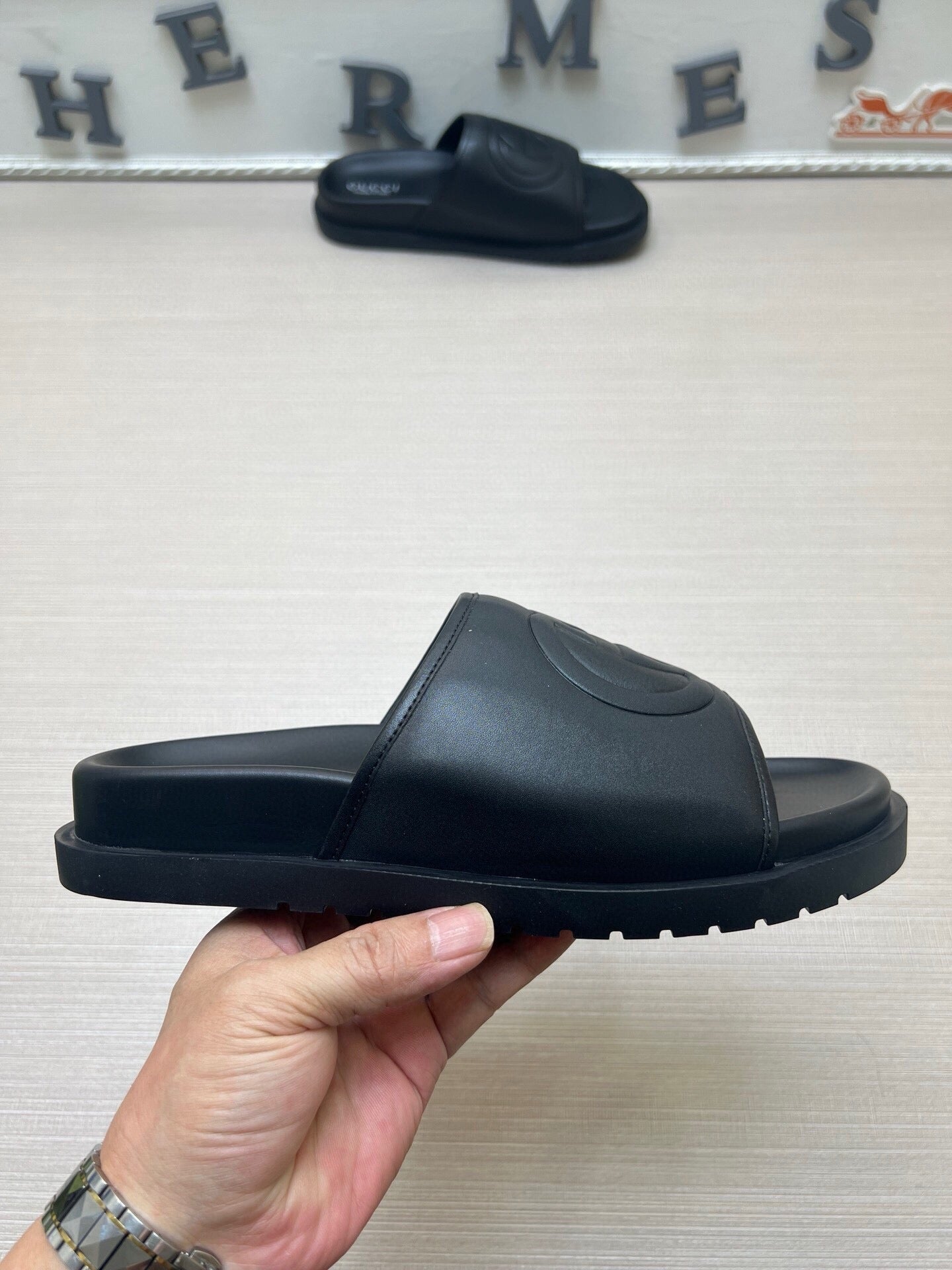 5WB241Z Popular Slippers