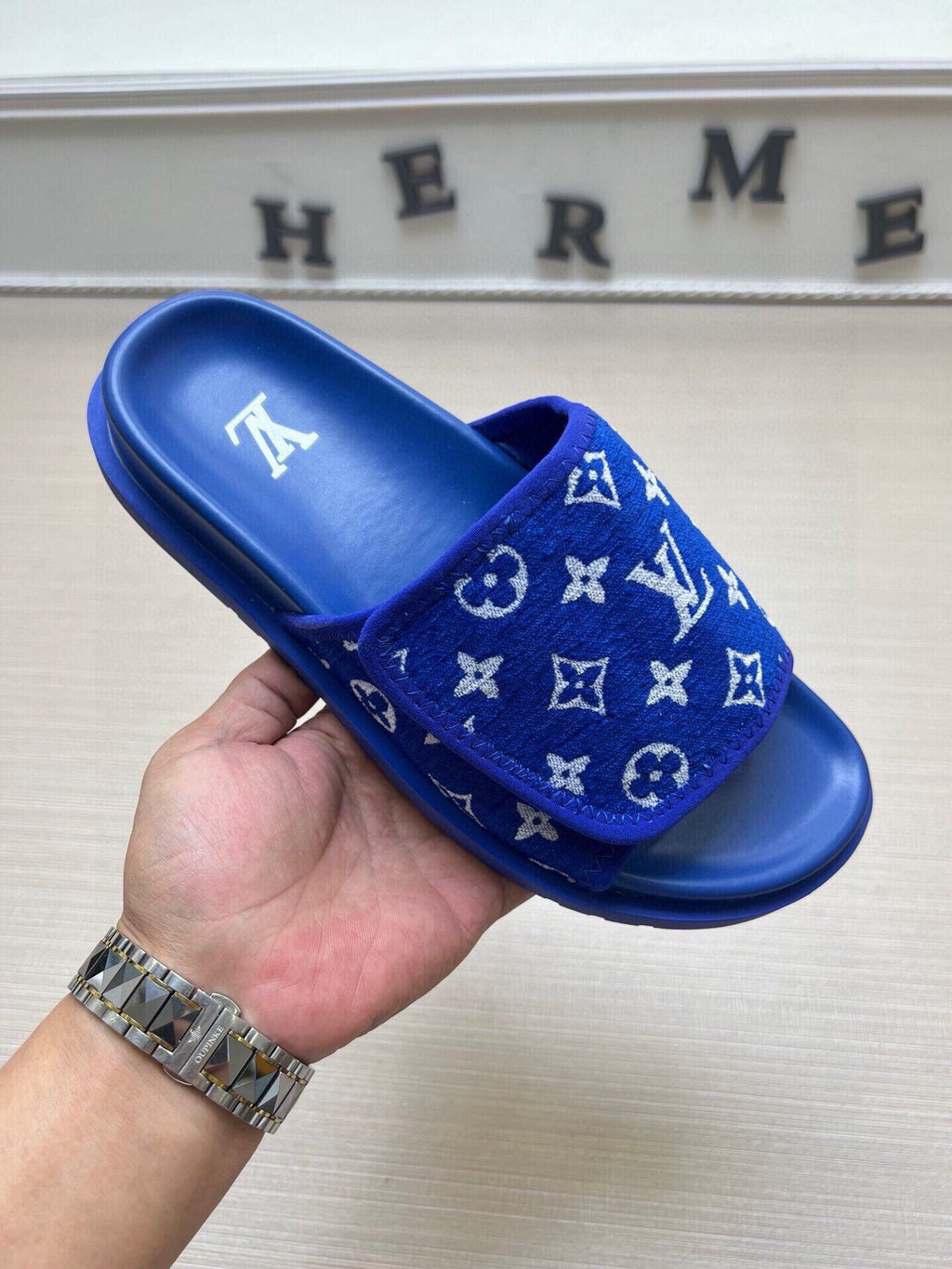 5LE209Z Popular Slippers