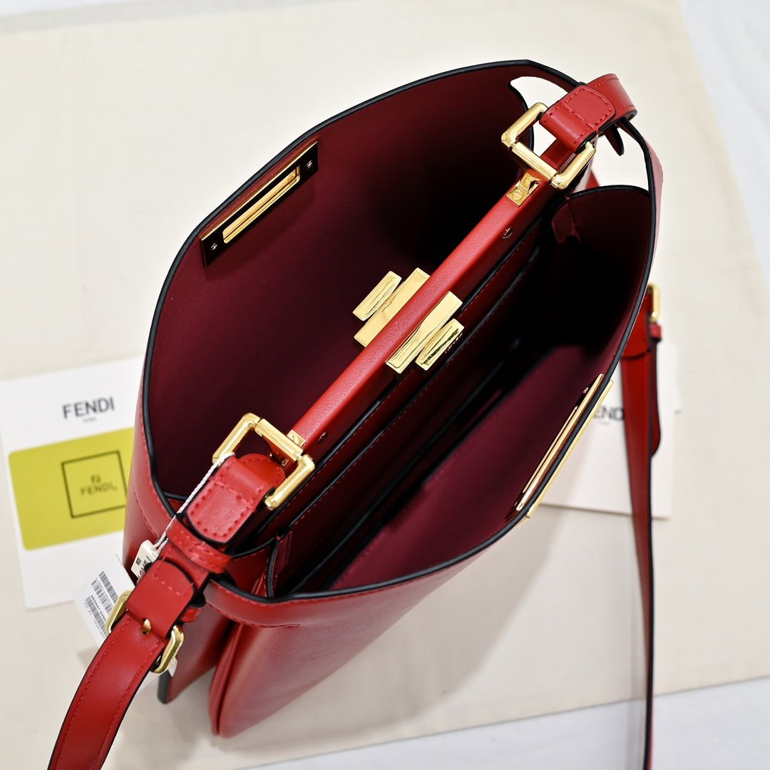 136PF98B Popular leather bag