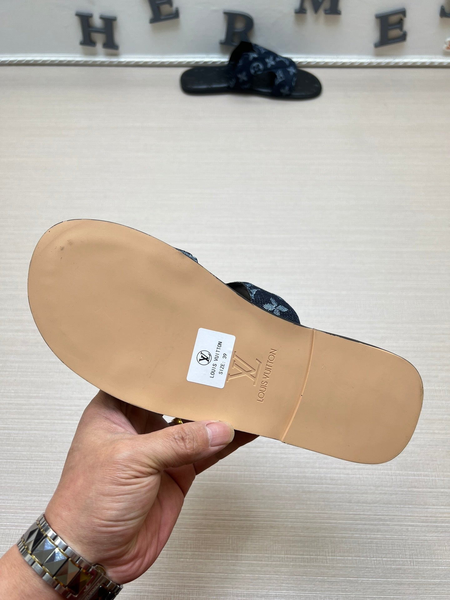 54E28Z Popular slippers