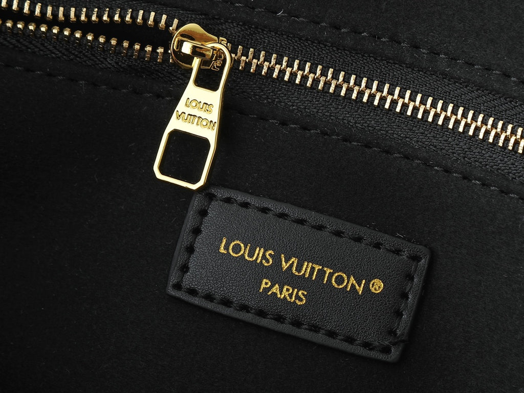 15RE52B  Popular   leather bag