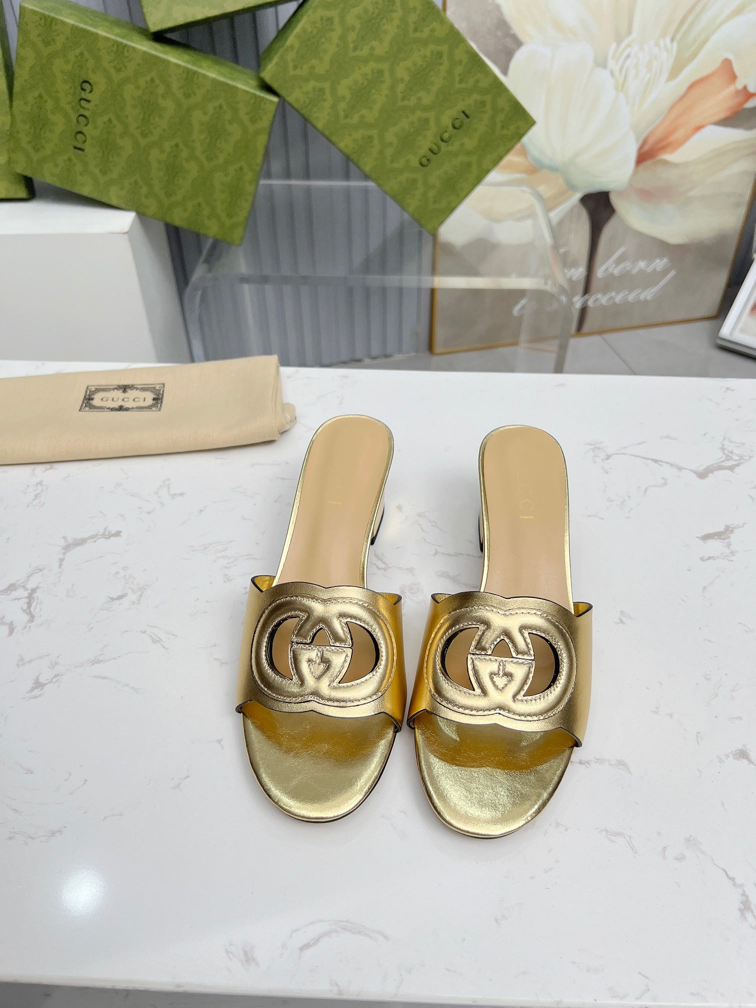 Z2X56B33 Popular high-quality leather Shoes 5.5cm