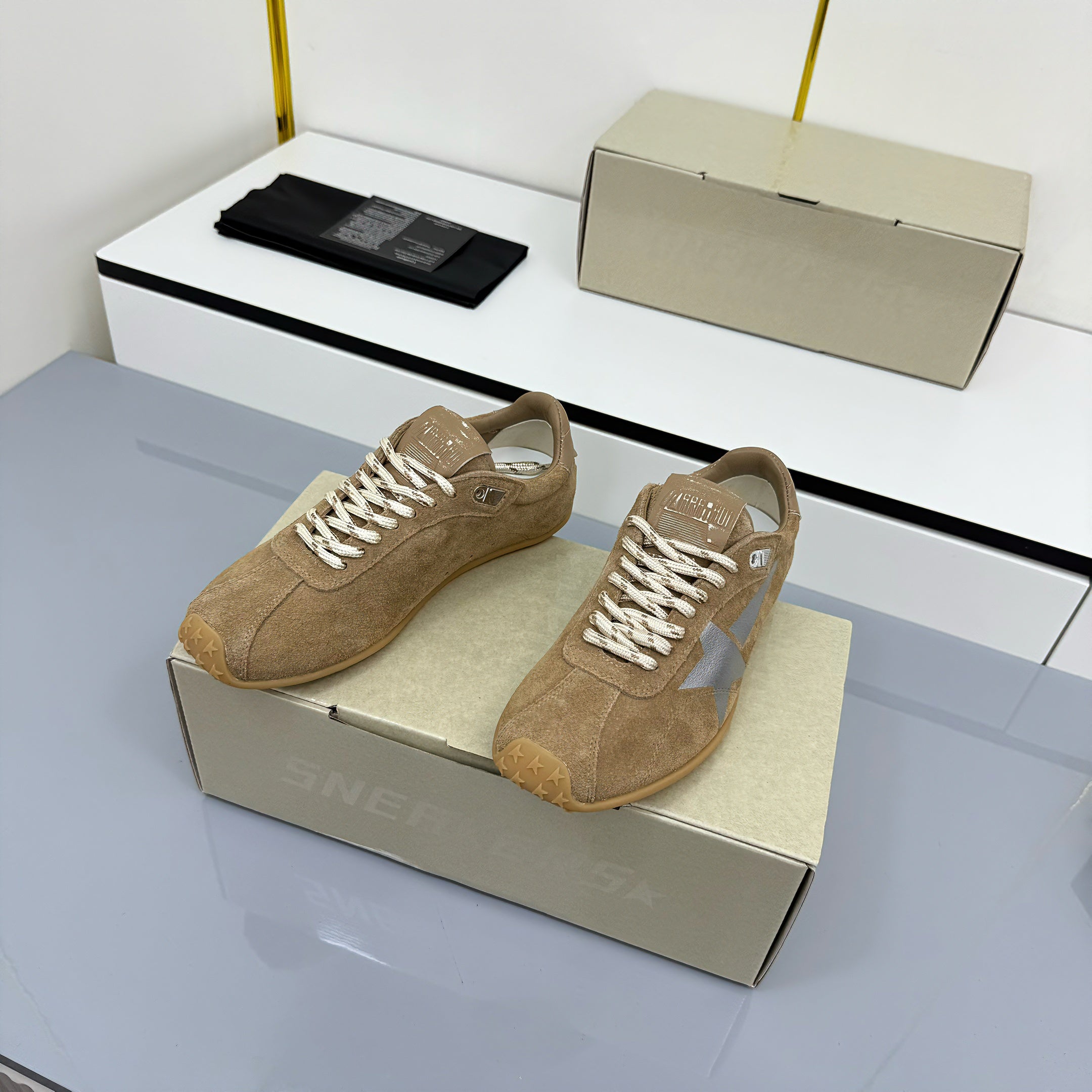 2105QGE387Z Popular high-quality Shoes
