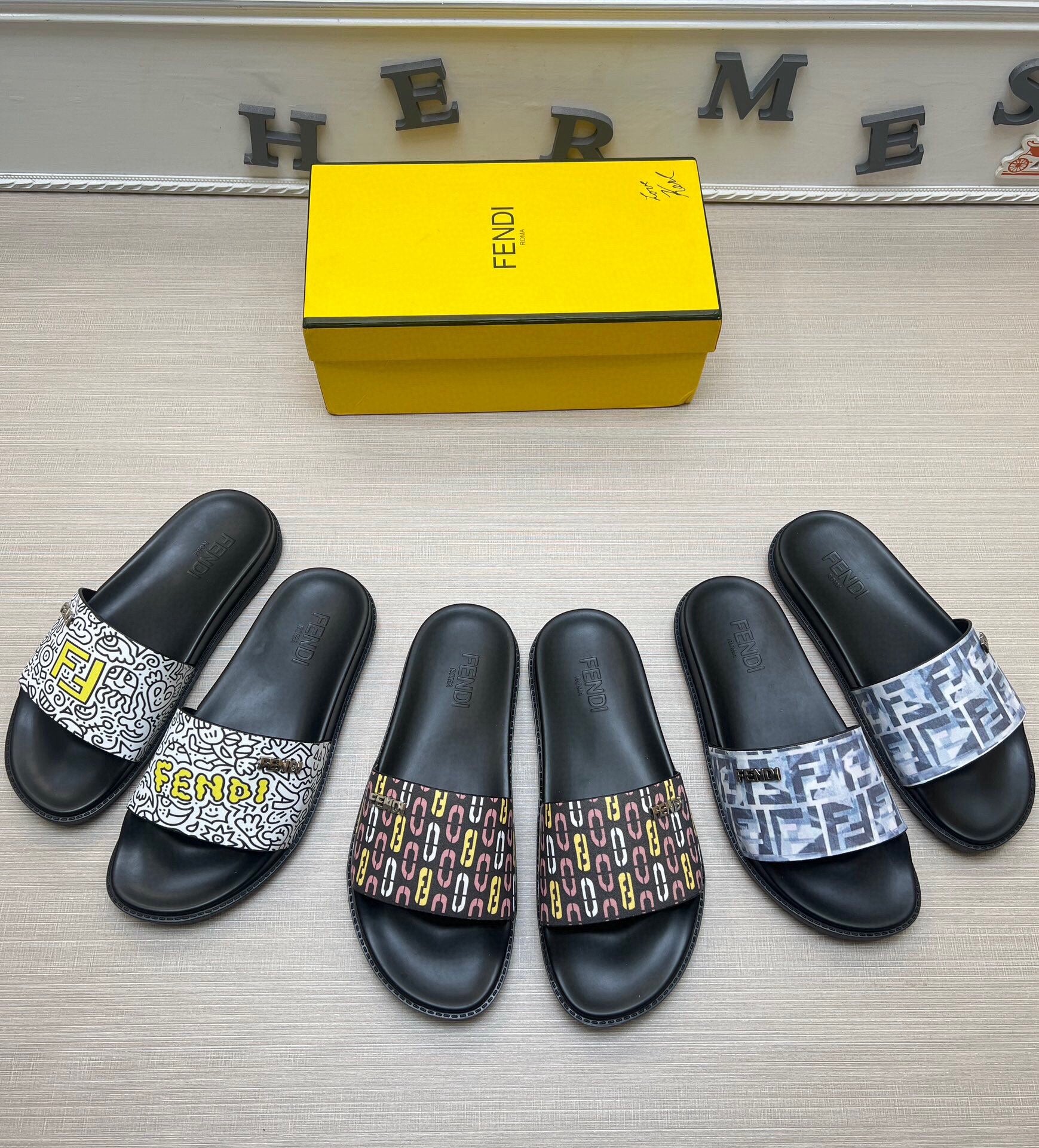 54F15Z Popular slippers