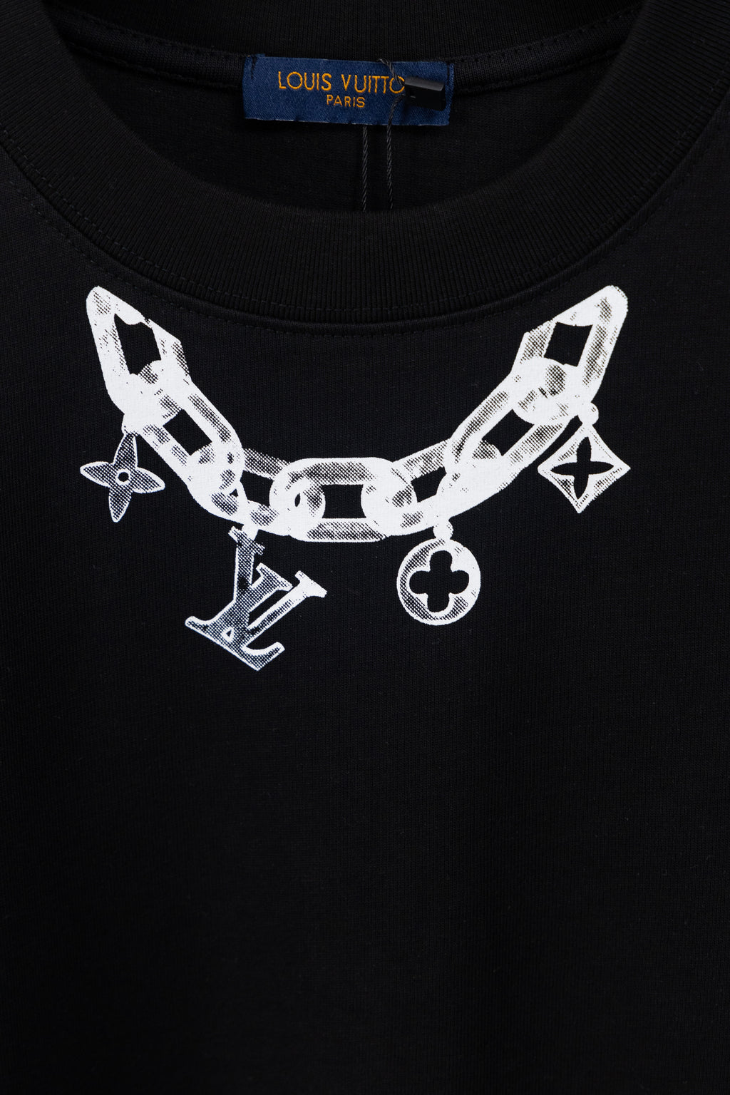 36PE137U Popular T-shirts