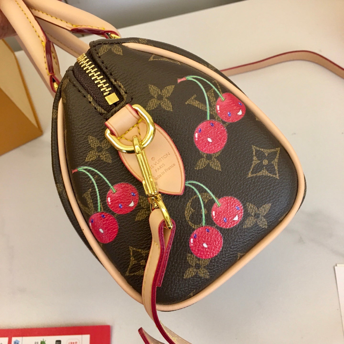 146PE49B Popular leather bag