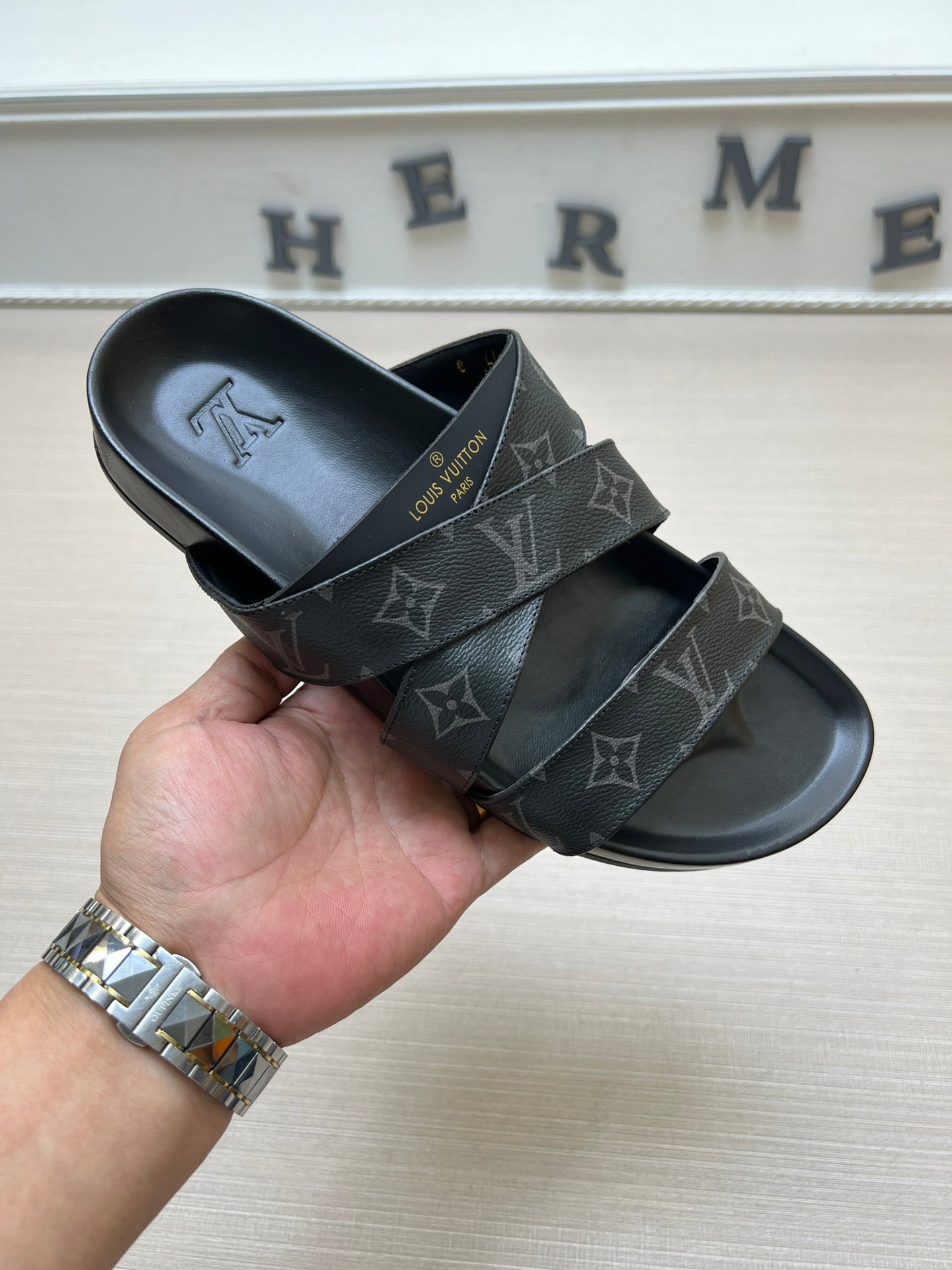 54E89Z Popular slippers