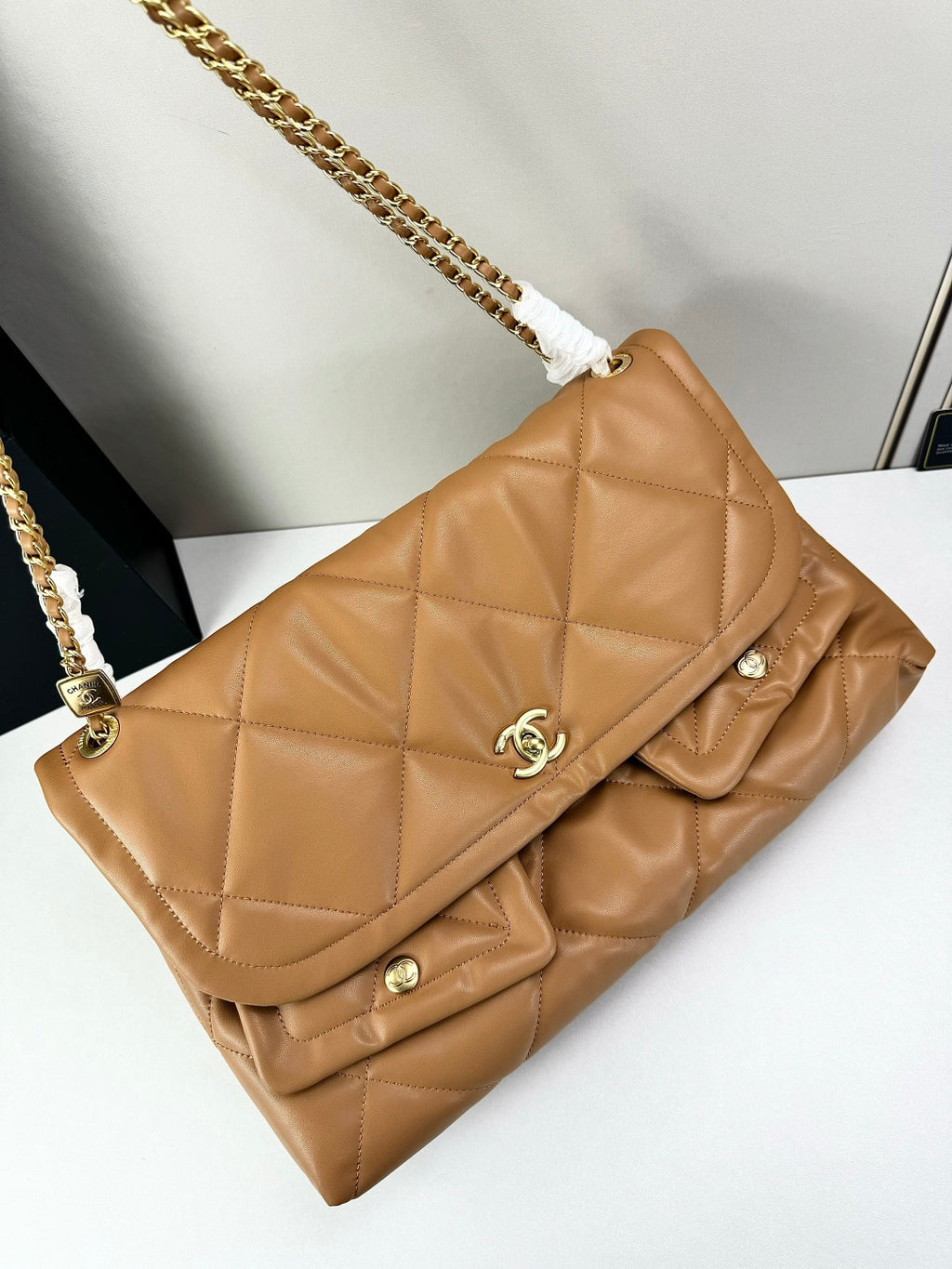 146PC13B Popular leather bag