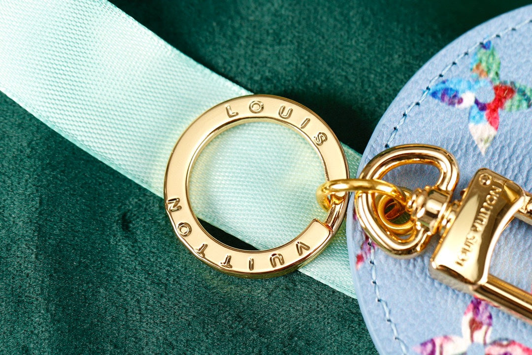 35QE22A Popular bag 's charms accessories