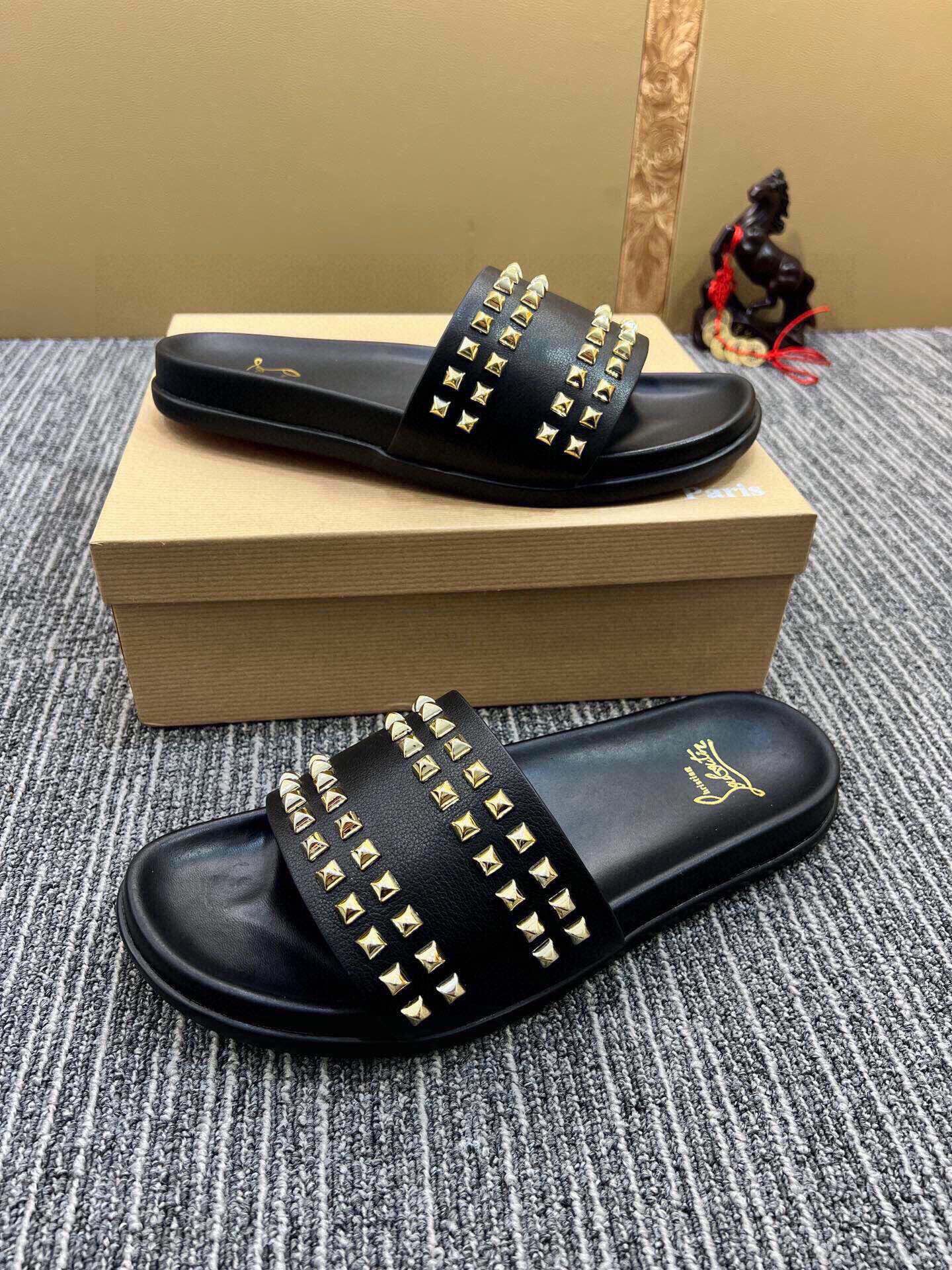 54A126Z Popular slippers