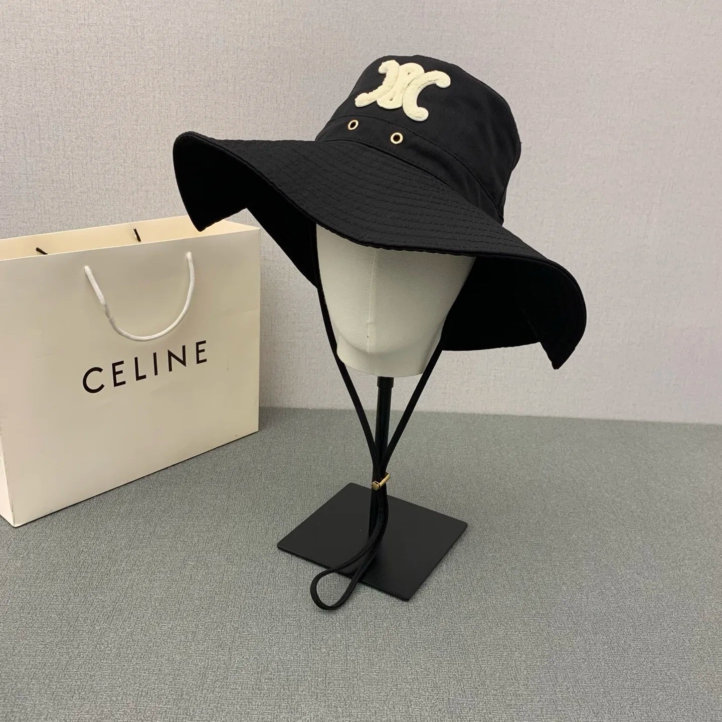145ZN558M Popular hats