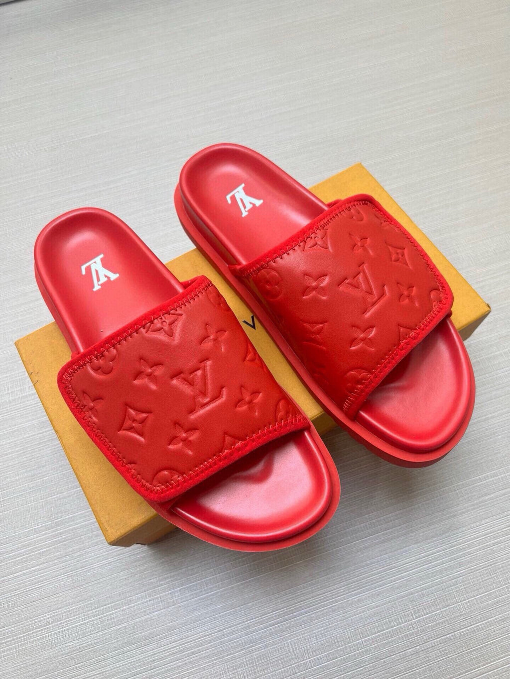5LE210Z Popular Slippers