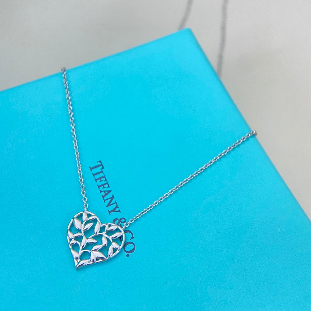 55QT161X Popular Necklace