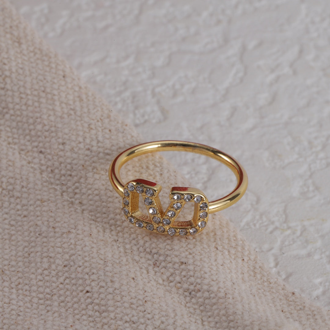 136NVL70J Popular Rings