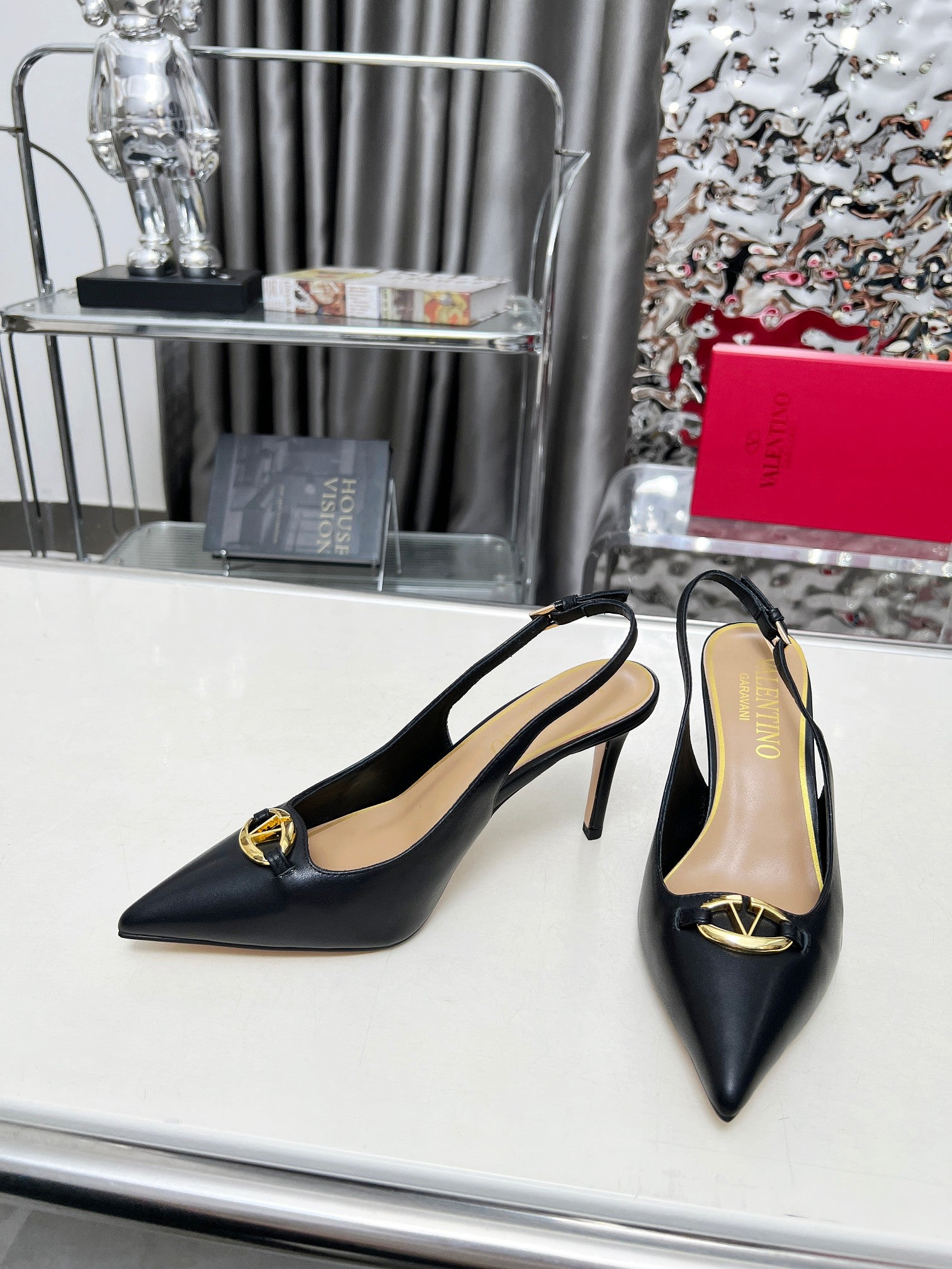 245RVL17Z  Popular leather  High heels