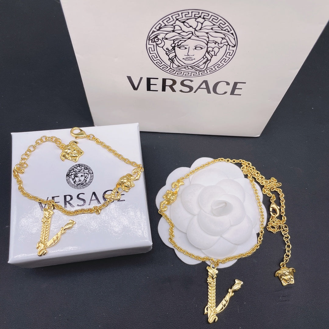 15QV145X Popular Necklace.Bracelet