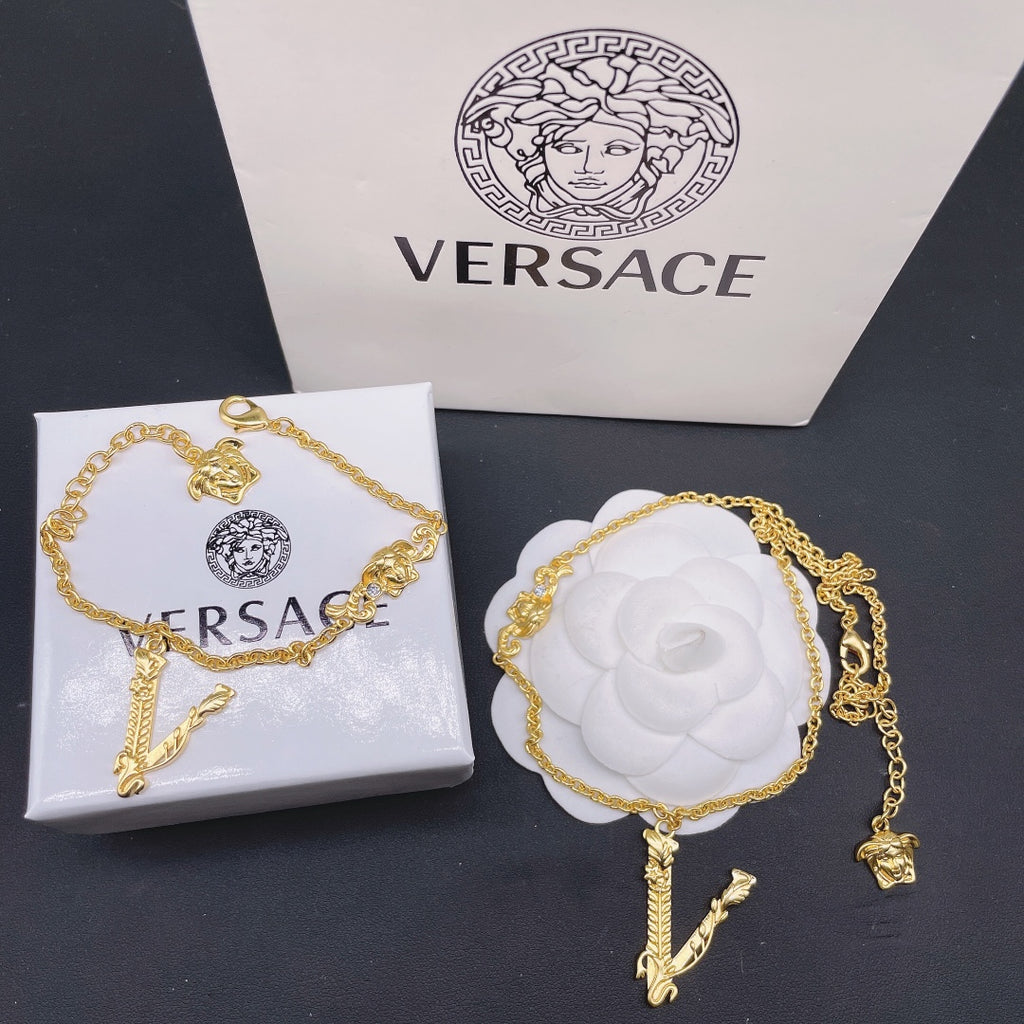 X1Q85V145X Popular Necklace. Bracelets