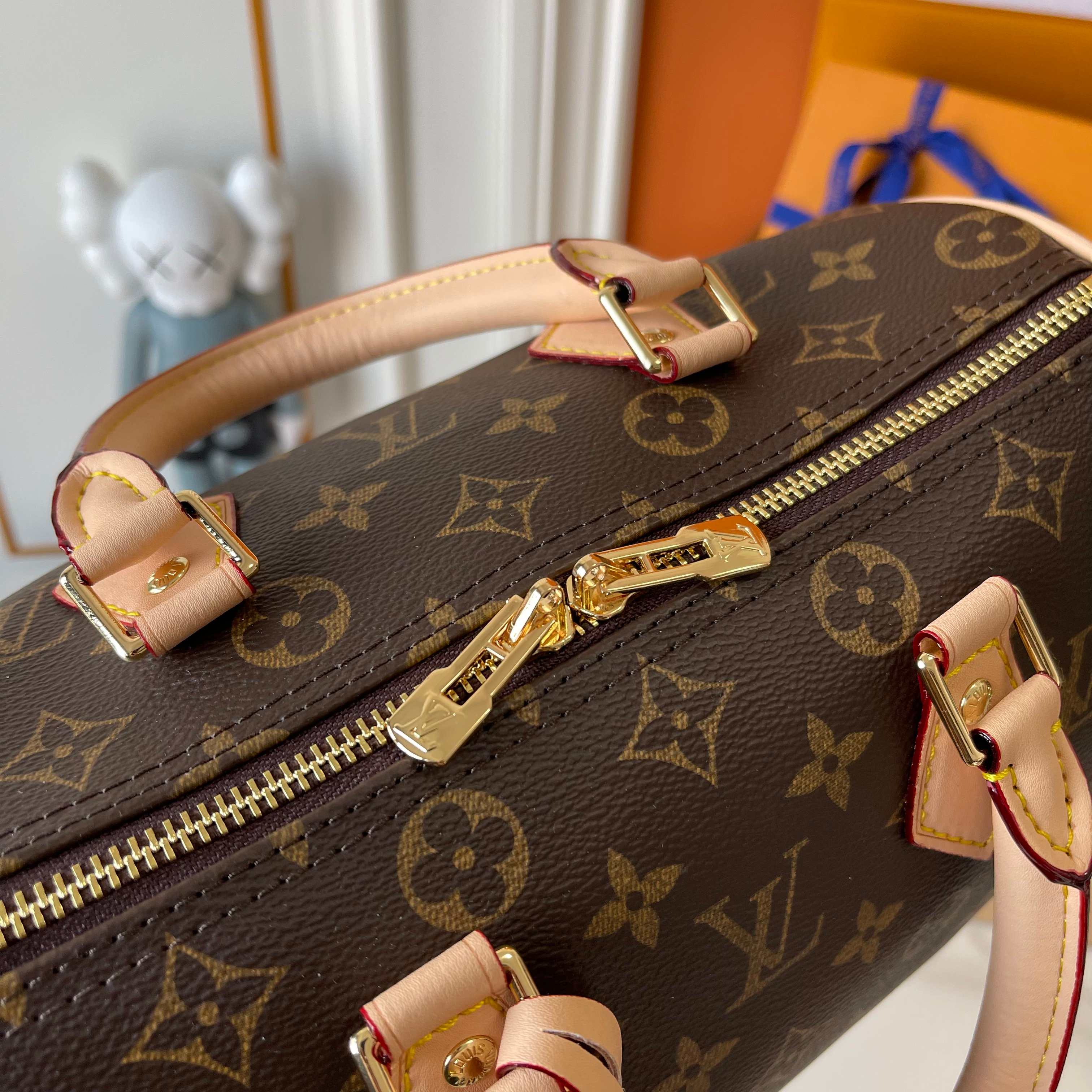 1WE87B Popular  leather bag