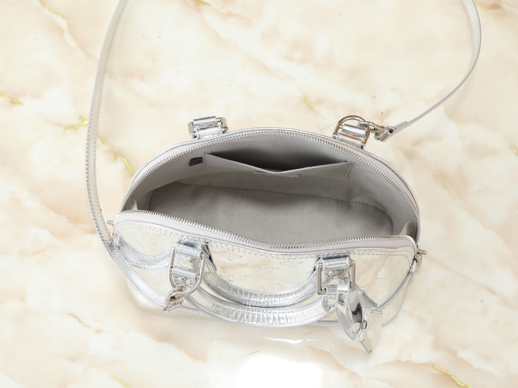 146PE96B Popular leather bag
