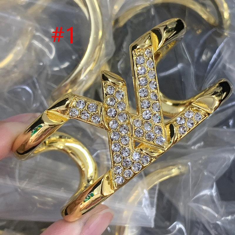 84E83K  Popular Bracelets