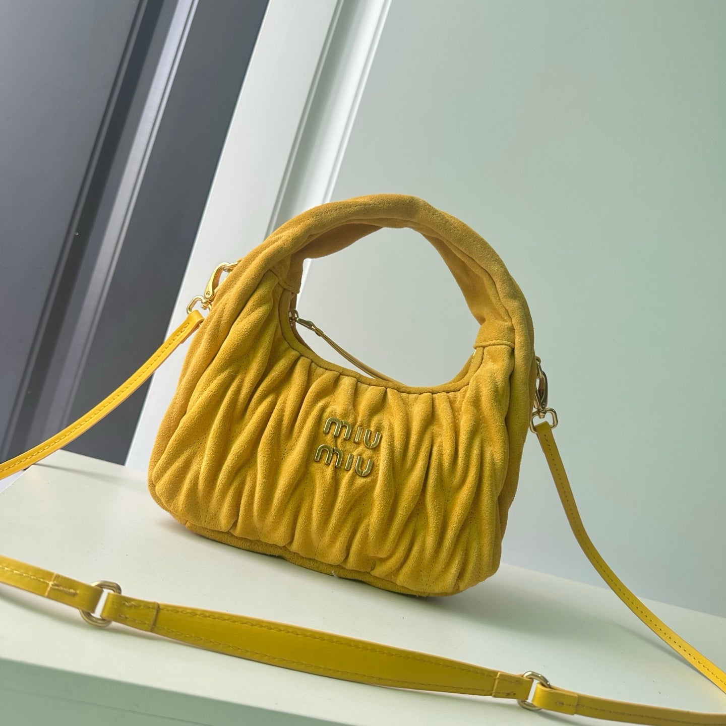 B1P46A117 Popular buckskin bag