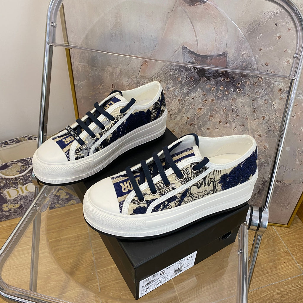 1XD67Z Popular shoes