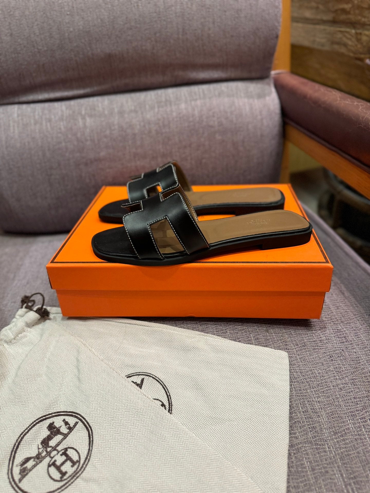 155ZH309Z Popular Slippers