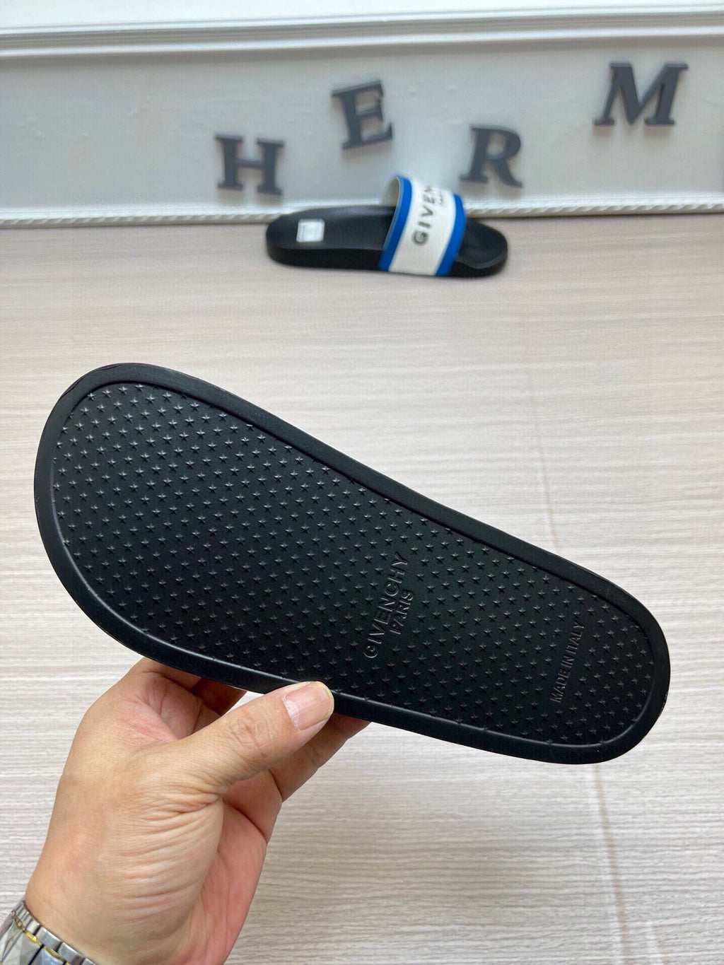 535ZGV264Z Popular Slippers