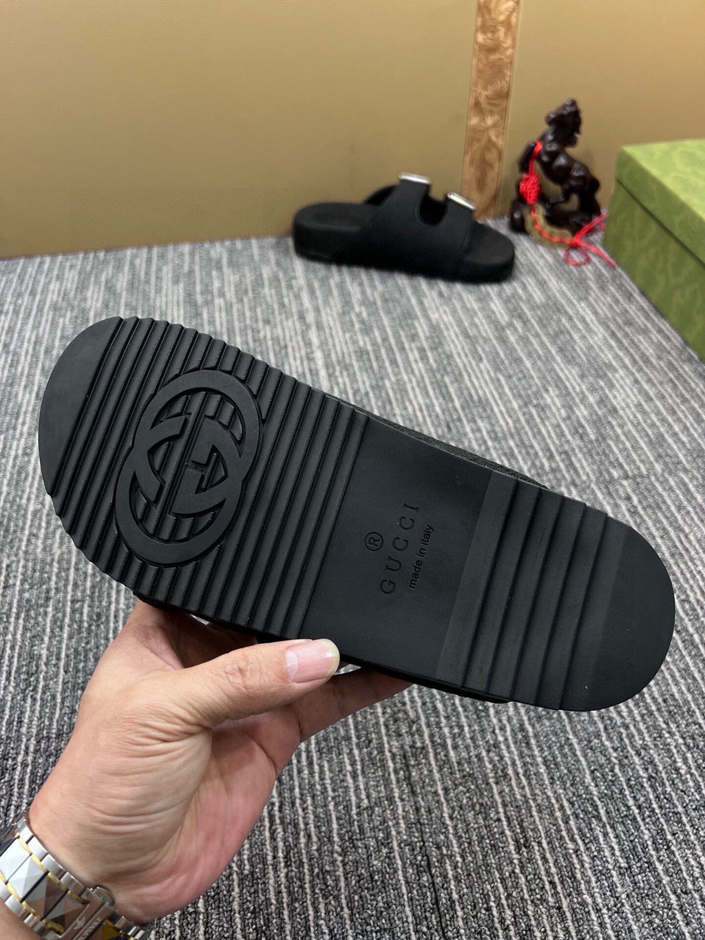 54B123Z Popular slippers