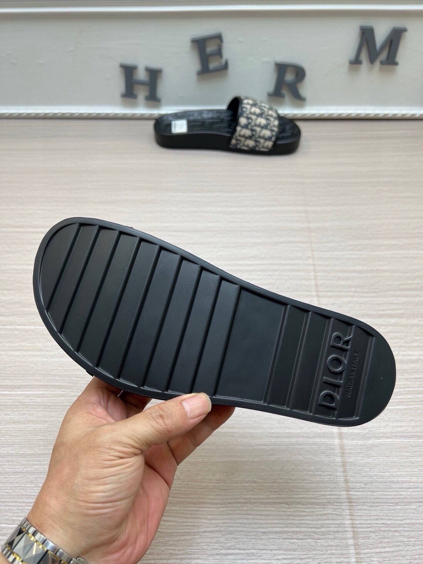 5LD214Z Popular Slippers