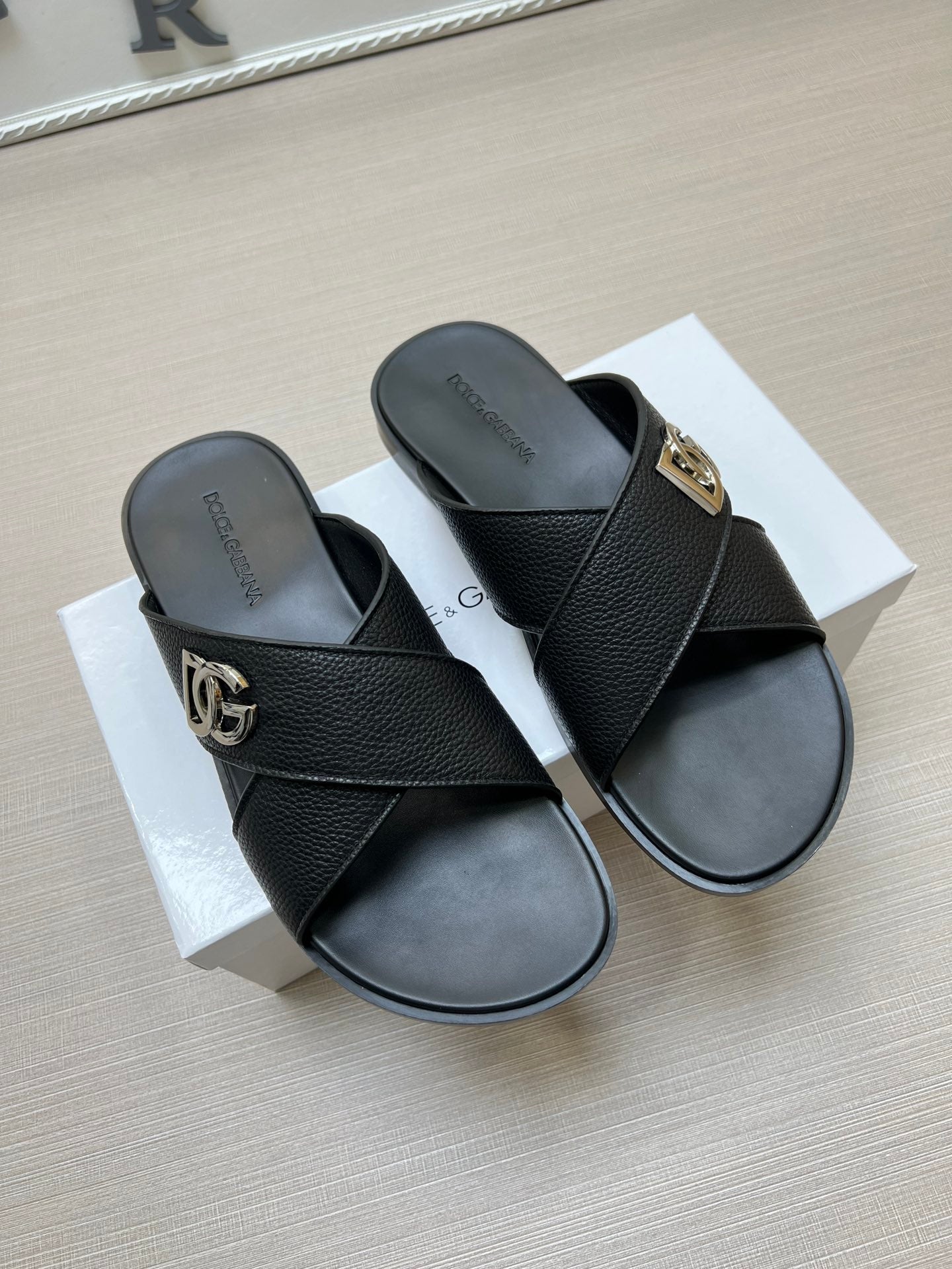 54A101Z Popular slippers