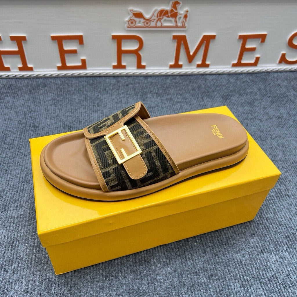 54F37Z Popular slippers