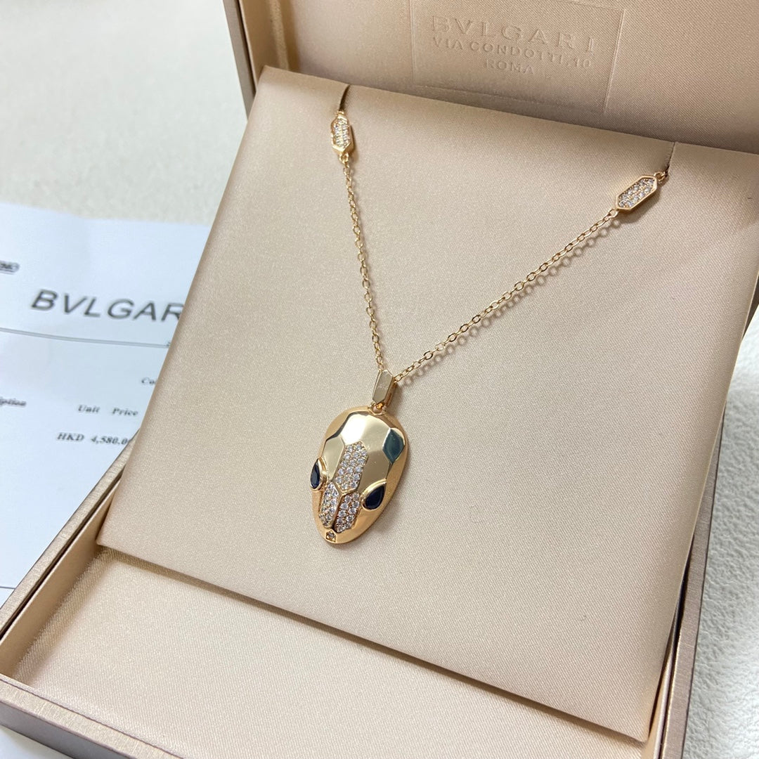 55QS412X Popular Necklaces