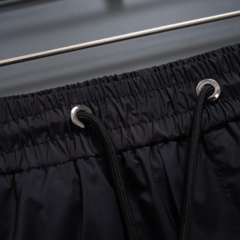 136NE33U Popular shorts