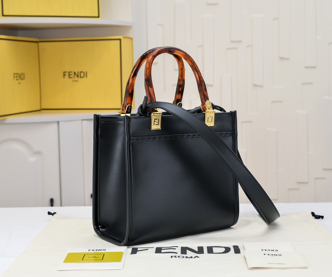 136PF101B Popular leather bag